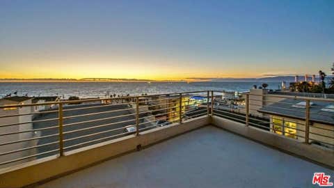 Photo of 308 Gull Street, Manhattan Beach, CA 90266 (MLS # 26859809)