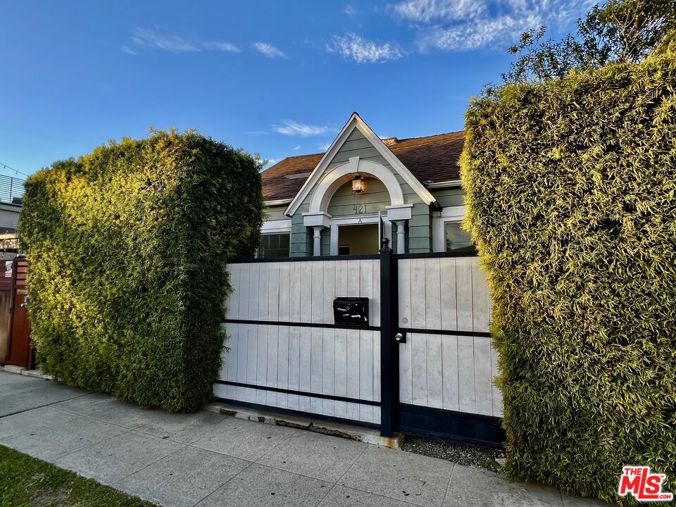 421 Grand Boulevard
