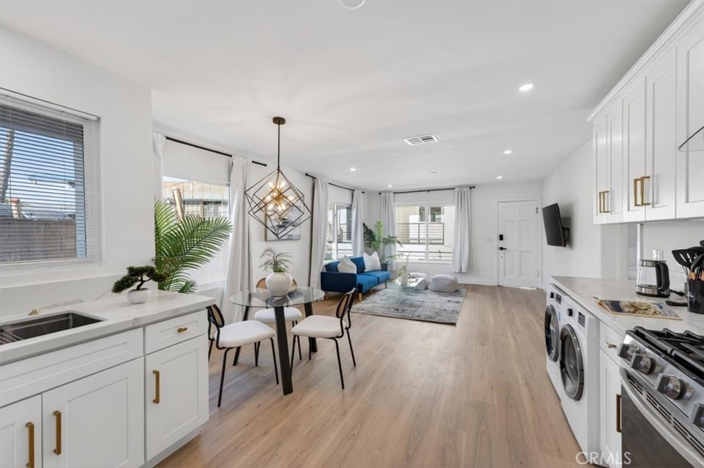 1607 Westmont