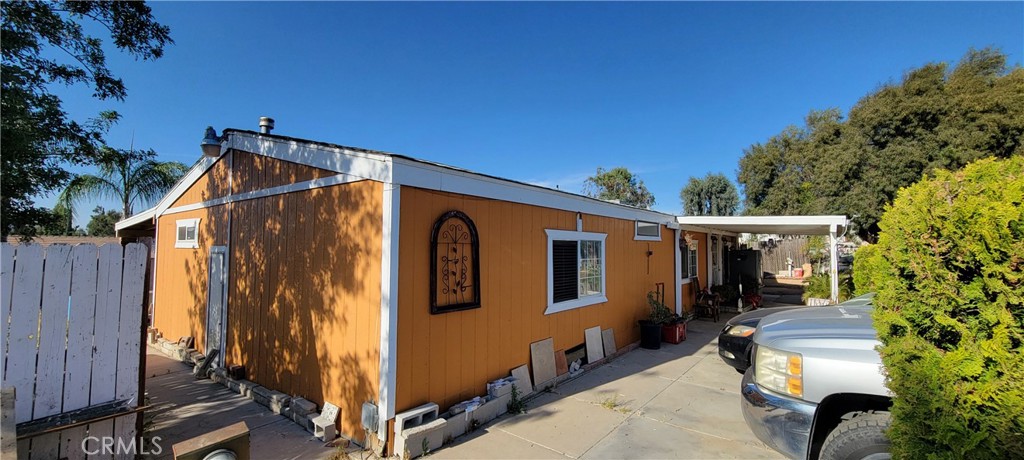 29600 Bettelyle Ln.
