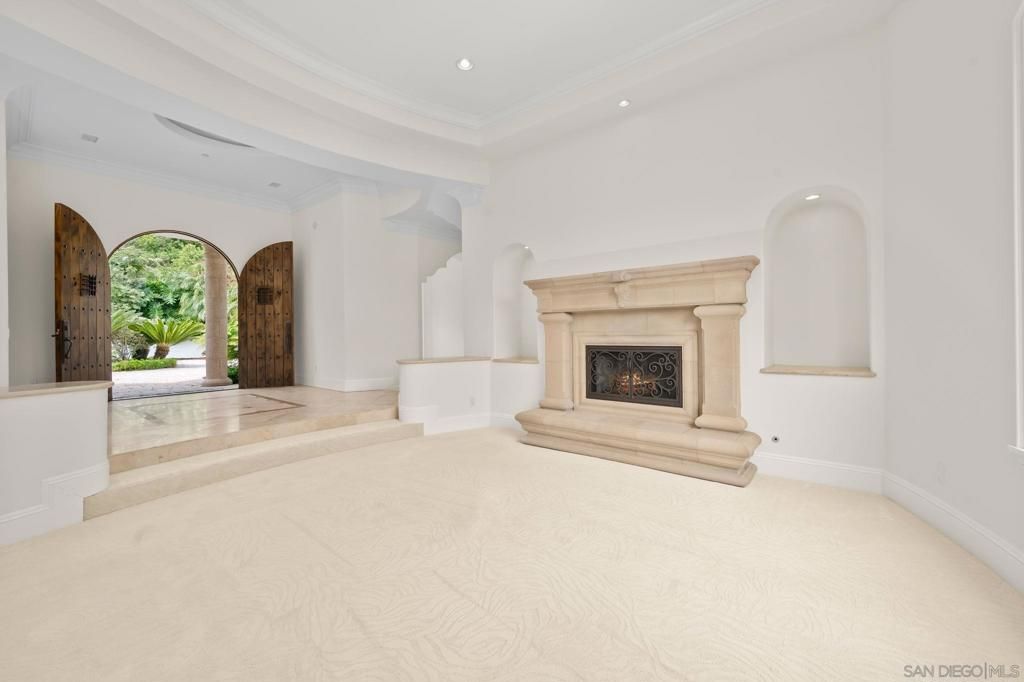 Photo of 6319 Via Naranjal, Rancho Santa Fe, CA 92067 (MLS # 260009312SD)