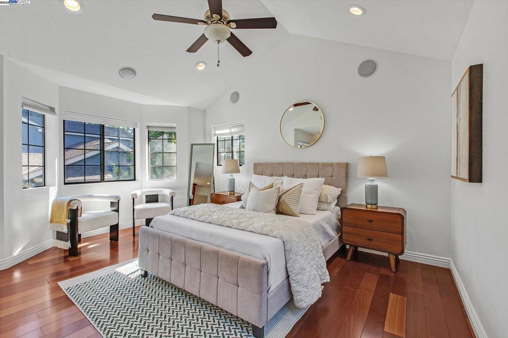 MEADOWS - Residential