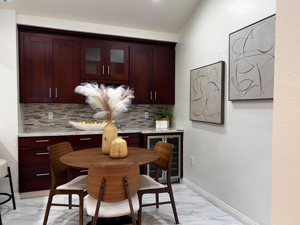 MEADOWS - Residential