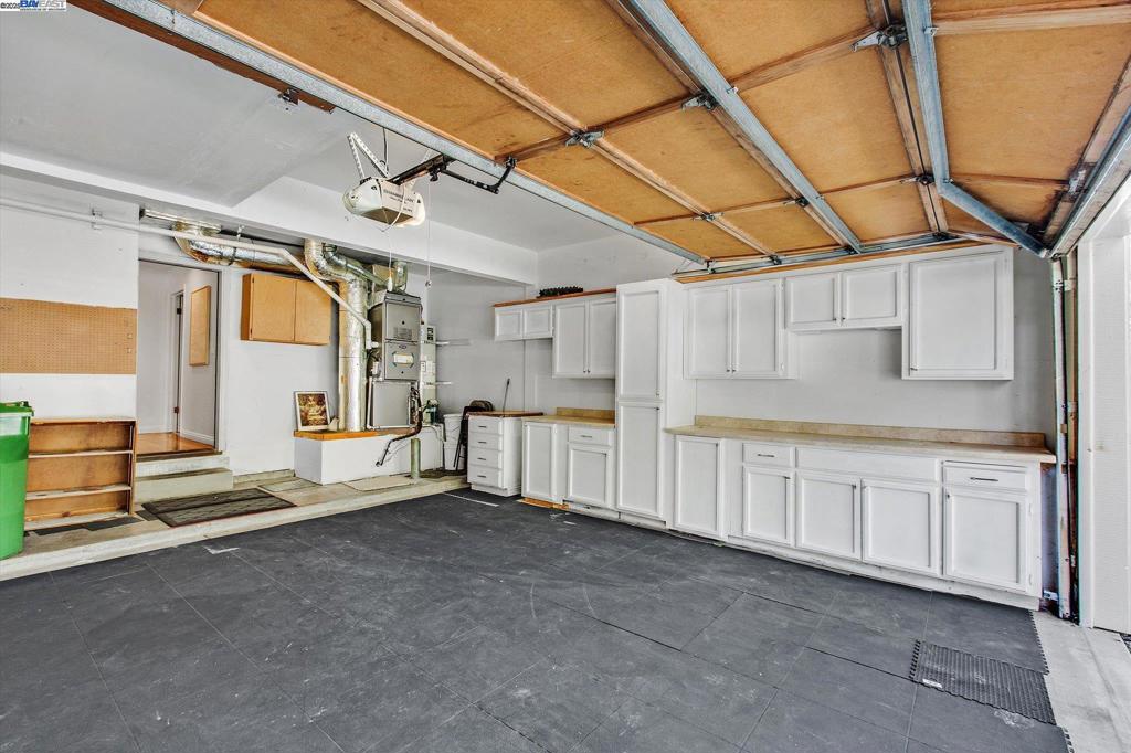 MEADOWS - Residential