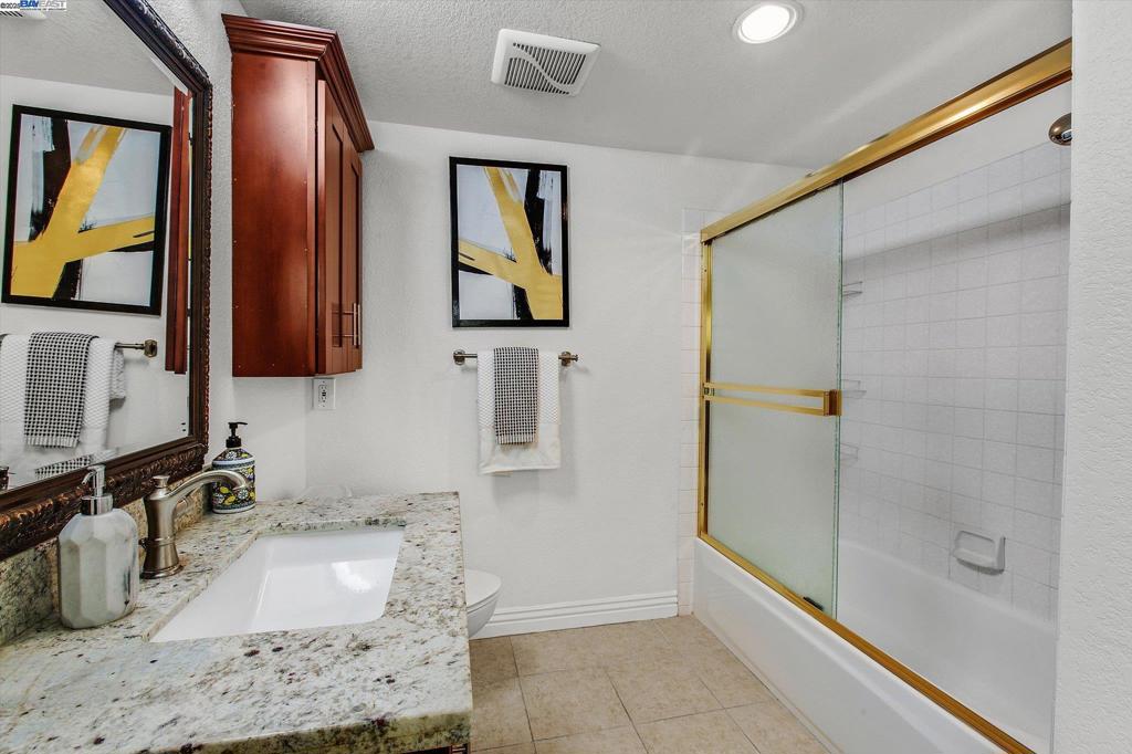 MEADOWS - Residential