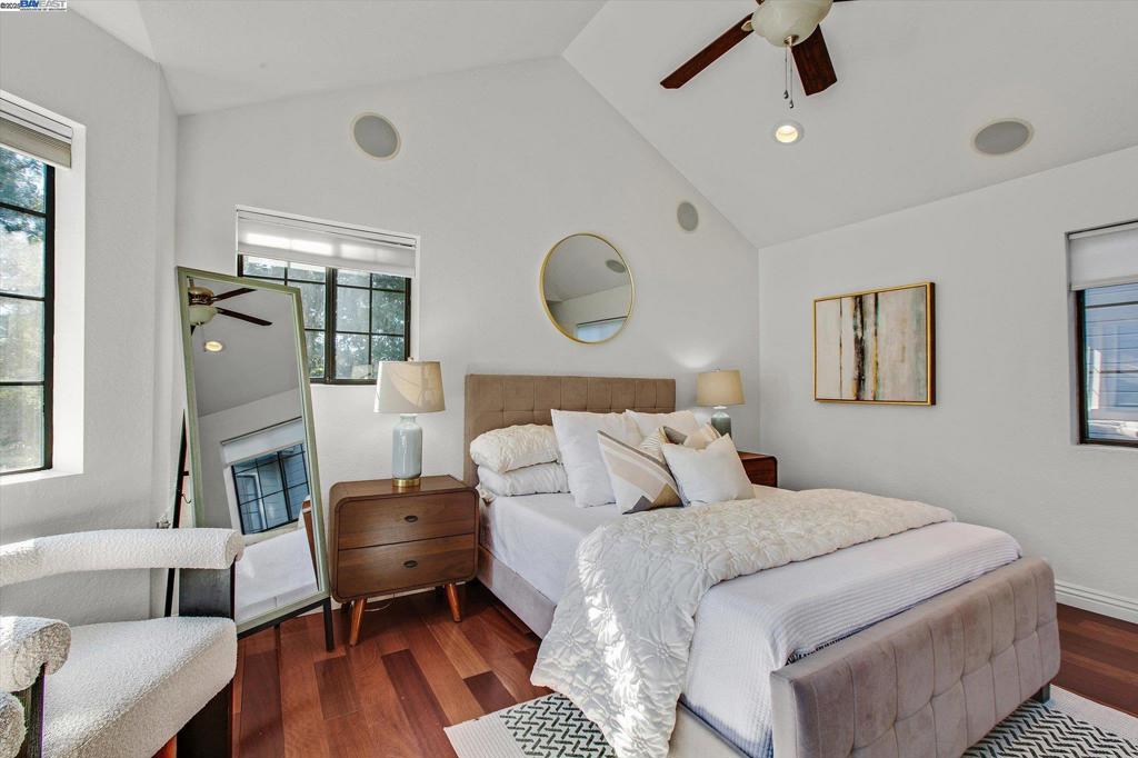 MEADOWS - Residential