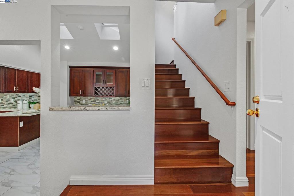 MEADOWS - Residential