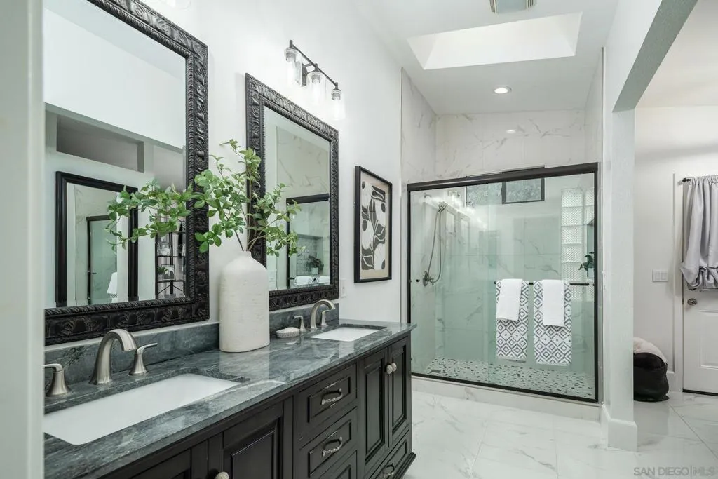 Escondido, California 92029, United States, 5 Bedrooms Bedrooms, ,3 BathroomsBathrooms,Residential,Active,198903