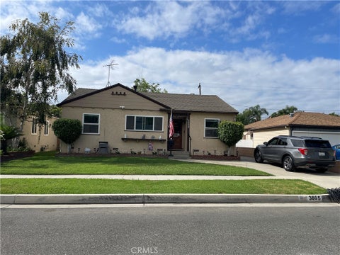 Photo of 3865 Karen Avenue AVE, Long Beach, CA 90808 (MLS # IV26228860)