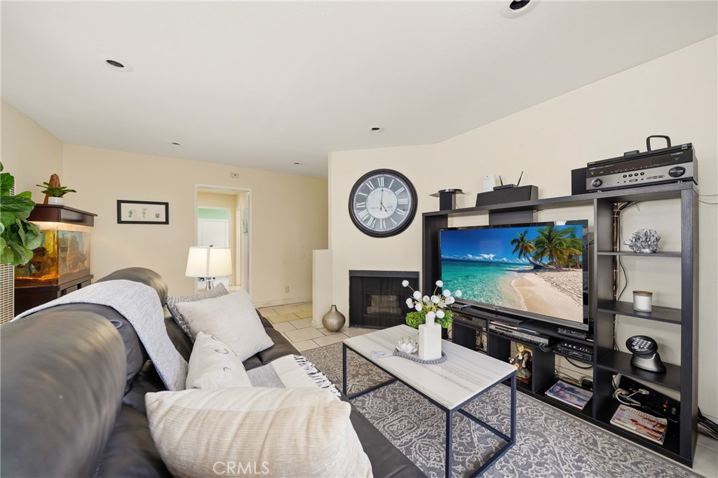 16322 Eucalyptus Avenue 7