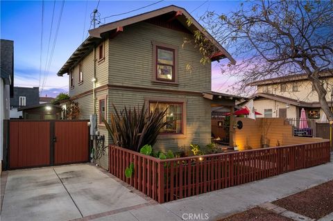 Photo of 1929 E 6th Street St, Long Beach, CA 90802 (MLS # DW26055201)