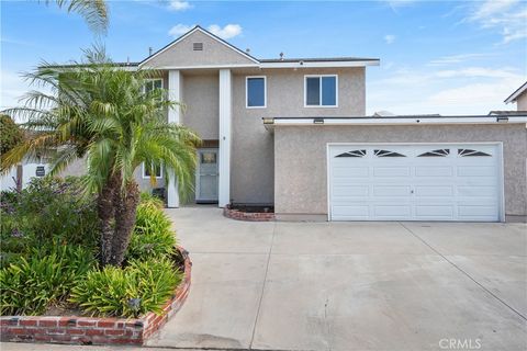 10202 Aqueduct Cypress CA 90630