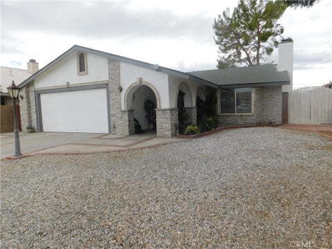 Photo of 13910 Drifftwood Drive, Victorville, CA 92395 (MLS # HD26210693)