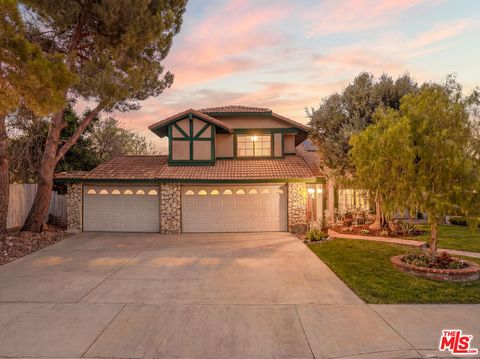 Photo of 1147 Garnet Avenue, Palmdale, CA 93550 (MLS # 26652613)