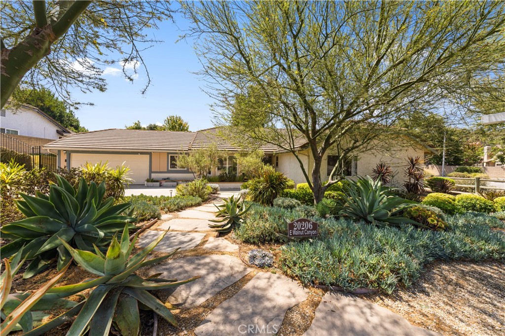 20206 E Walnut Canyon Road