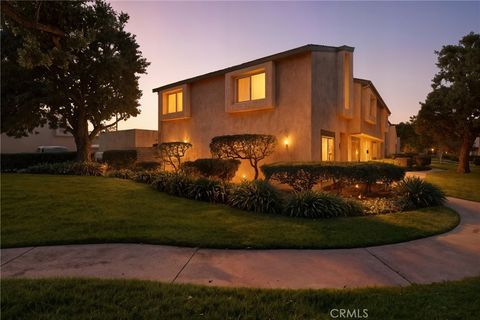 Photo of 9111 Westminster Avenue, Garden Grove, CA 92844 (MLS # OC25272091)