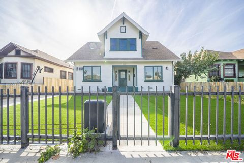 Photo of 2896 W 14th Street, Los Angeles, CA 90006 (MLS # 26660863)