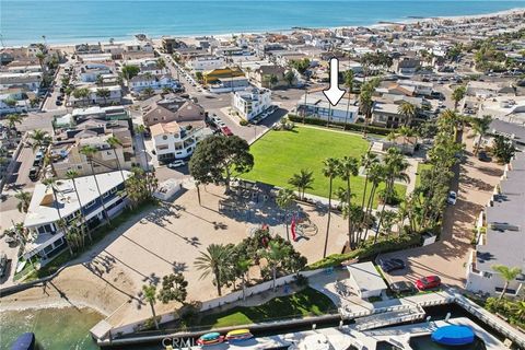 4404 Channel Place Newport Beach CA 92663