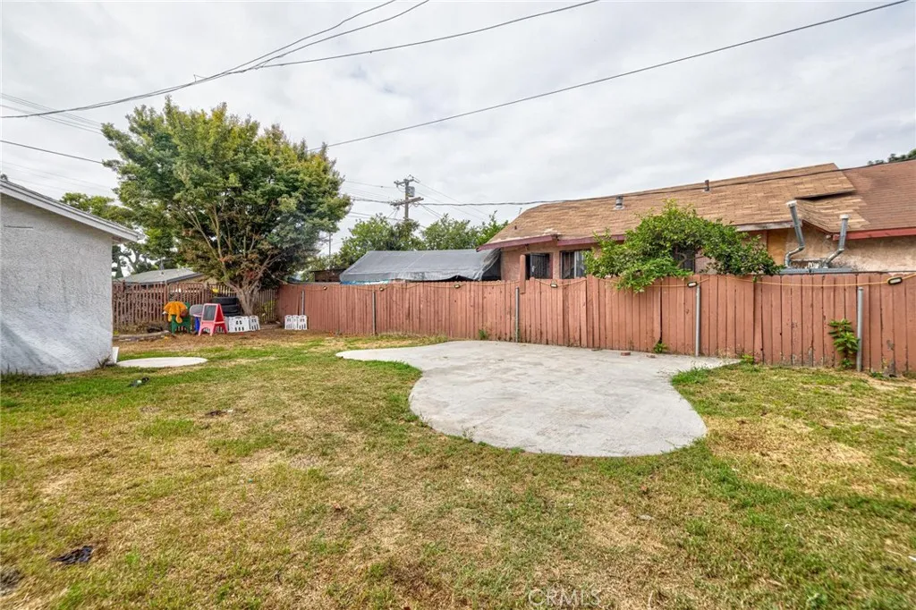 Los Angeles, California 90011, United States, 2 Bedrooms Bedrooms, ,1 BathroomBathrooms,Residential,Active,219561