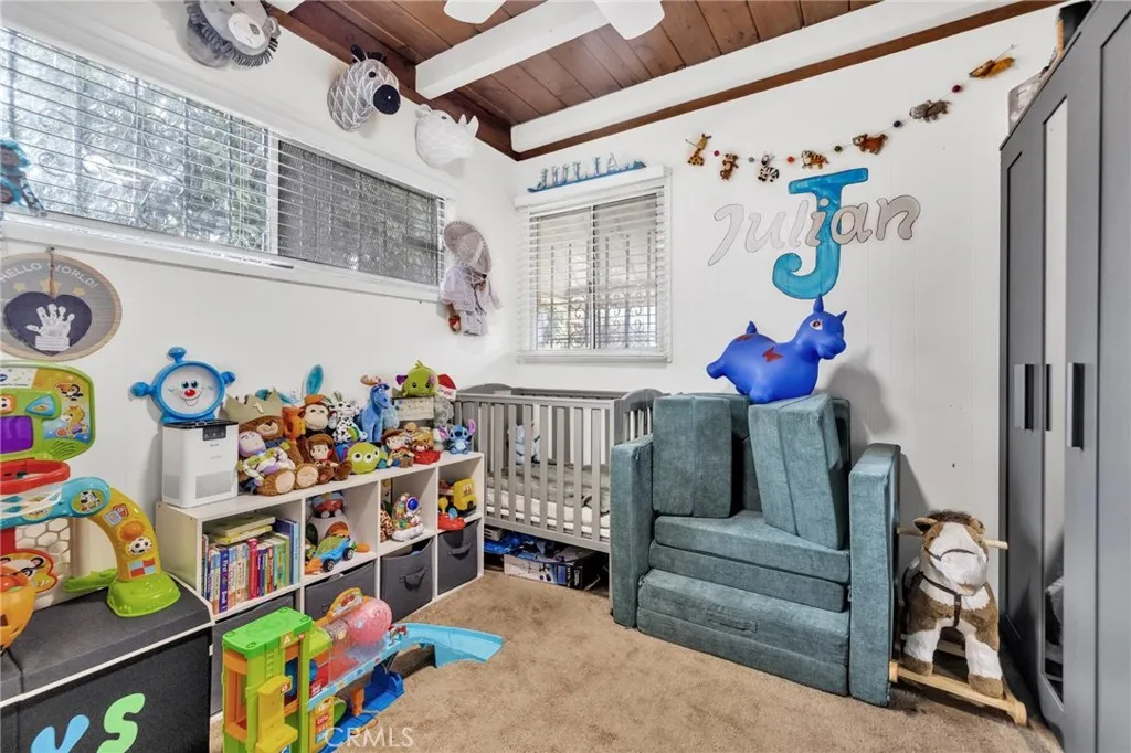 Los Angeles, California 90011, United States, 2 Bedrooms Bedrooms, ,1 BathroomBathrooms,Residential,Active,219561