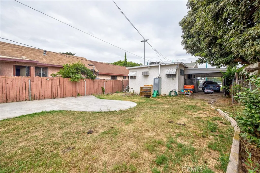 Los Angeles, California 90011, United States, 2 Bedrooms Bedrooms, ,1 BathroomBathrooms,Residential,Active,219561