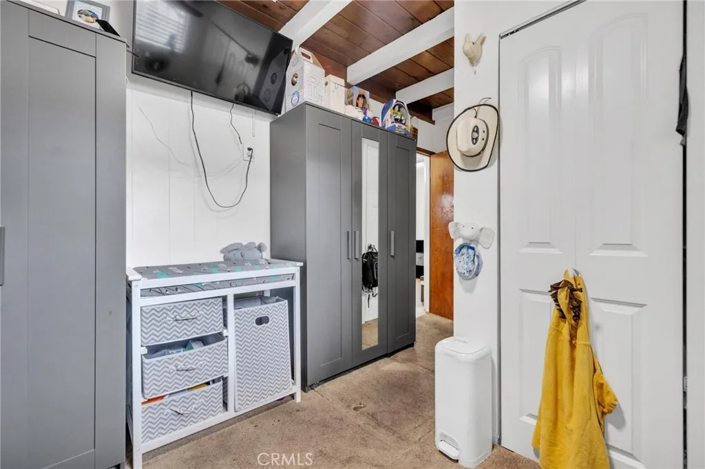 Los Angeles, California 90011, United States, 2 Bedrooms Bedrooms, ,1 BathroomBathrooms,Residential,Active,219561