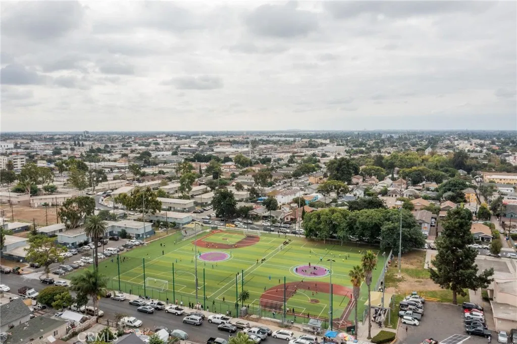 Los Angeles, California 90011, United States, 2 Bedrooms Bedrooms, ,1 BathroomBathrooms,Residential,Active,219561