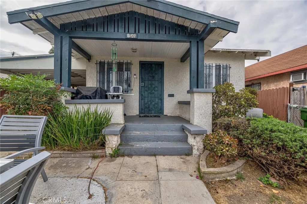 Los Angeles, California 90011, United States, 2 Bedrooms Bedrooms, ,1 BathroomBathrooms,Residential,Active,219561