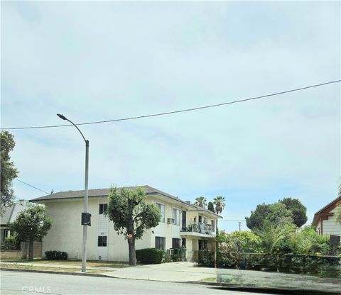 Photo of 270 E 6th Street, Pomona, CA 91766 (MLS # CV25105233) Photo of 270 E 6th Street, Pomona, CA 91766 (MLS # CV25105233)