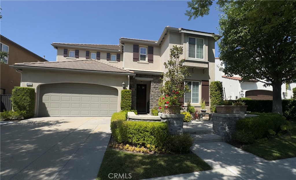 FORMER GRESYTONE / LENNAR MURANO MODEL 3 WITH 5 BEDROOMS - 3 FULL BATHS - 3 ATTACHED CAR GARAGE **TECH/OFFICE ROOM**LAUNDRY ROOM (2ND FLOOR)**UPGRADED THERMADOR STAINLESS STEEL KITCHEN APPLIANCES**GRANITE COUNTER TOPS WITH CENTRAL ISLAND**BUTLER'S PANTRY**WALK-IN FOOD/STORAGE PANTRY**SLATE TILE FLOORS (1ST LEVEL)**WOOD FLANK STAIRS TO 2ND LEVEL**VAULTED FORMAL LIVING ROOM CEILING**FORMAL DINING ROOM**BACKYARD VIEW LOT WITH PATIO OVERHANG COVER**BUILT-IN BARBECUE GRILL AND GAS STOVETOP ISLAND**BUILT-IN FIREPIT AND WATER FOUNTAIN**FRON AND BACK HARDSCAPE AND HOUSE SECURITY SYSTEM. ALTA VISTA COMMUNITY NEIGHBORHOOD**PROPERTY IS WELL MAINTAINED AND A PRIDE OF OWNERSHIP**