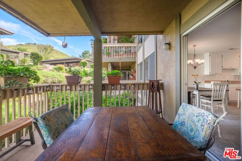 255 Sequoia Court 23