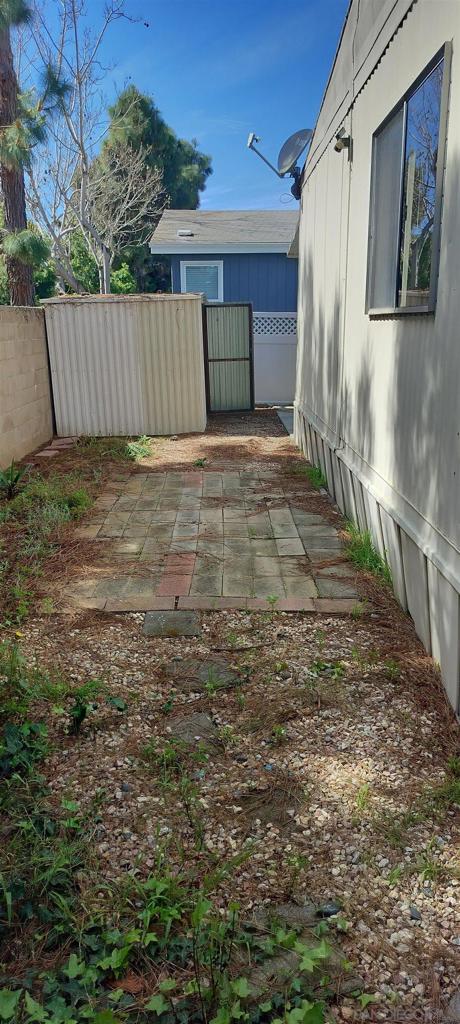 7243 San Luis St 257