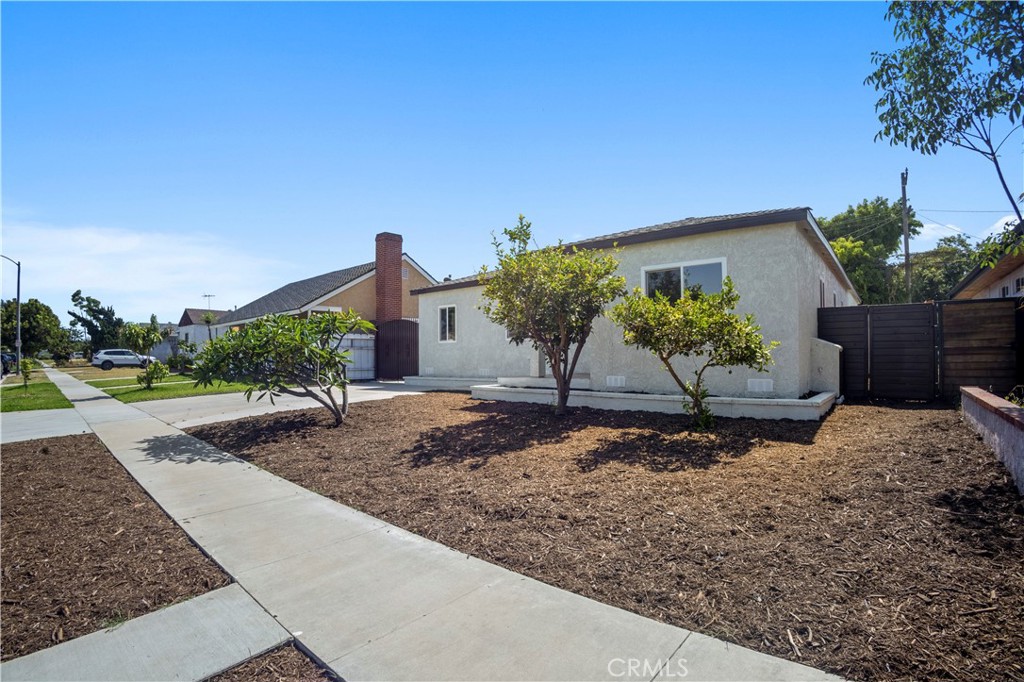 Bixby Knolls (BK) - Residential