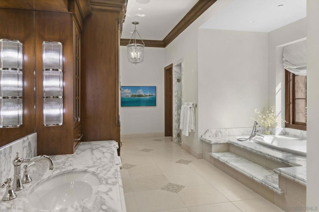 Rancho Santa Fe - Residential