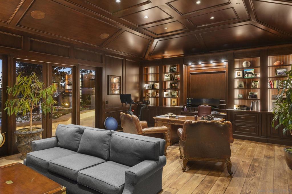 Rancho Santa Fe - Residential