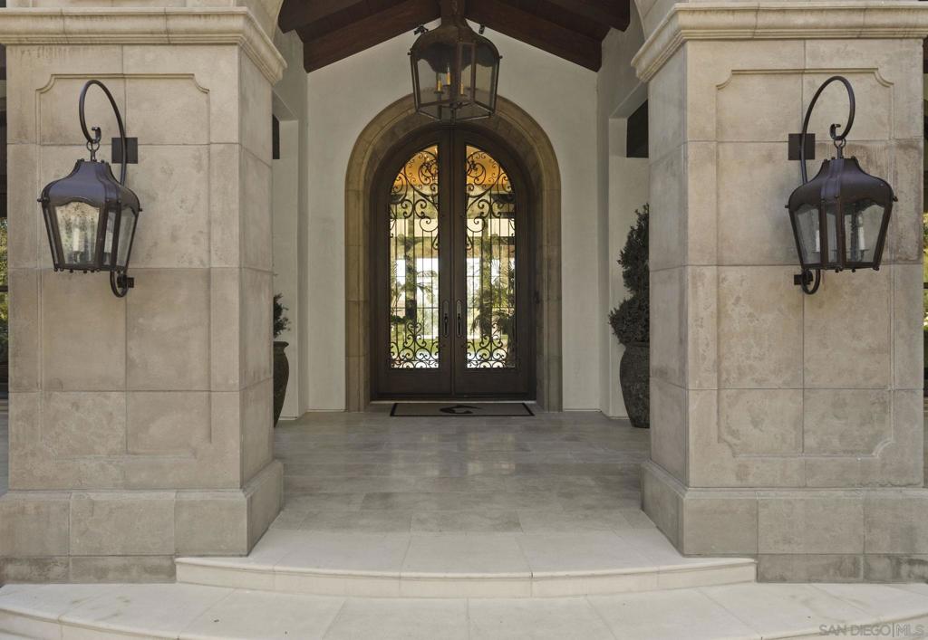 Rancho Santa Fe - Residential