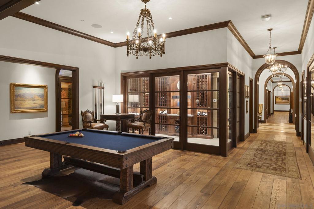 Rancho Santa Fe - Residential