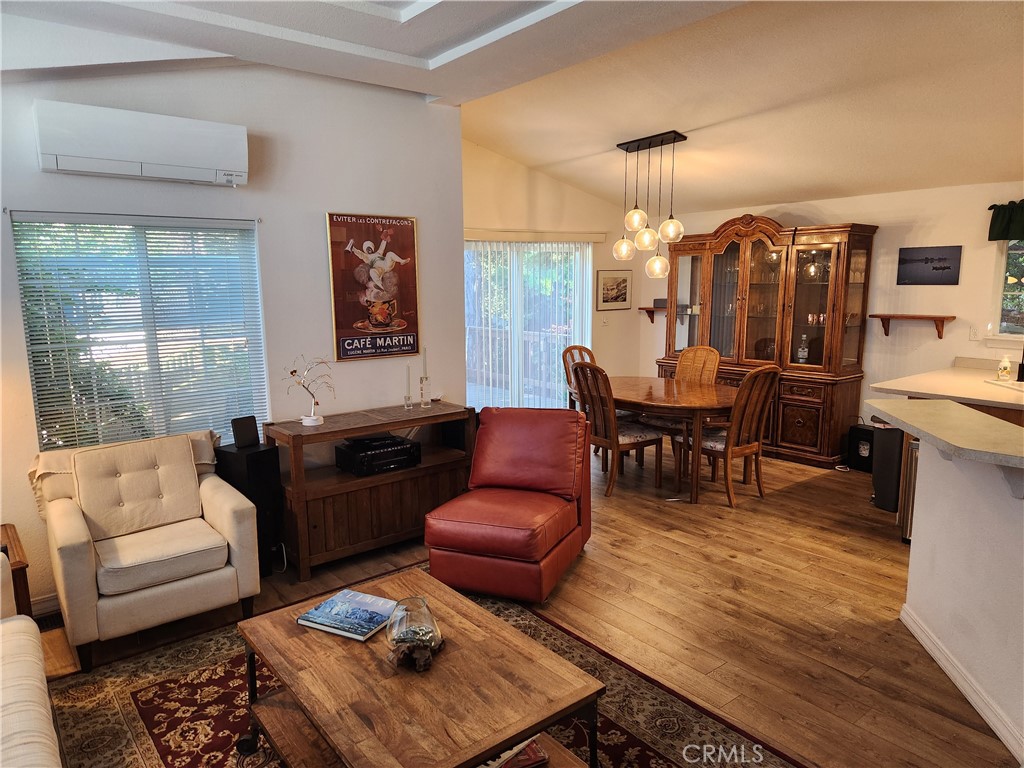 1909 Claire Dr
