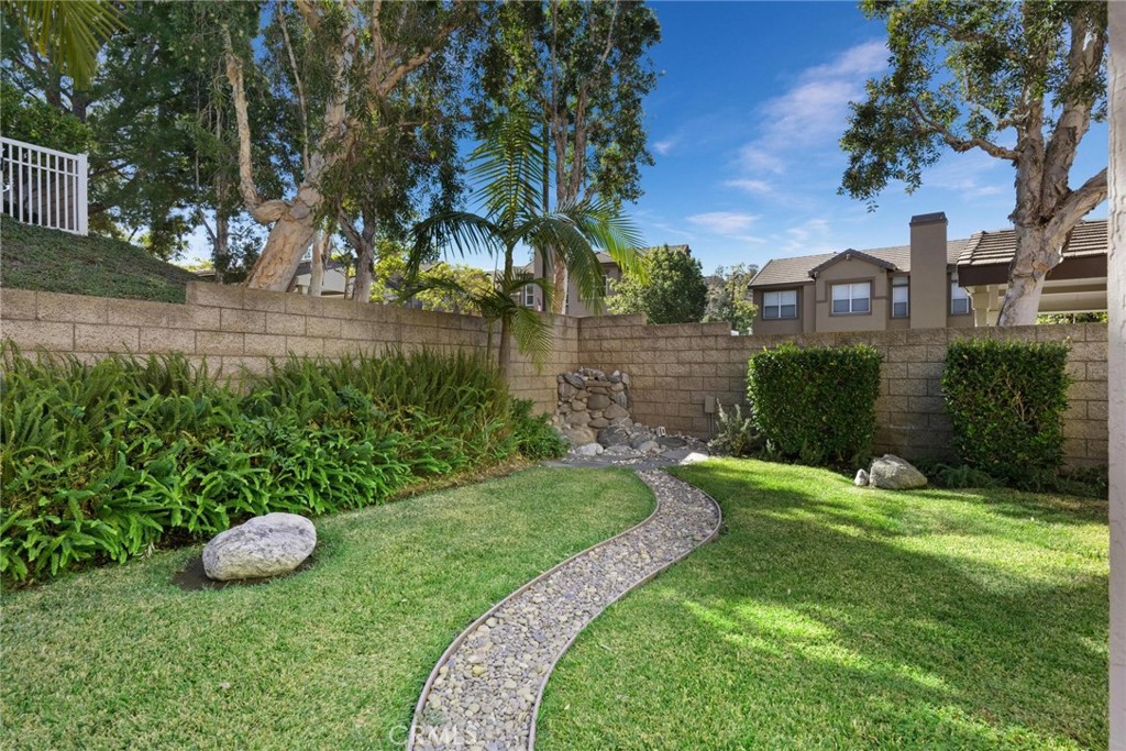 Summit Court (SMCT) - Residential