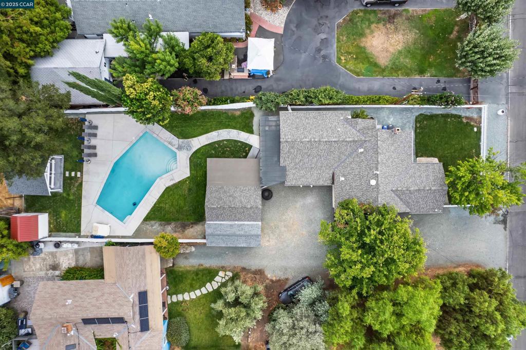 WALNUT LANDS - Residential