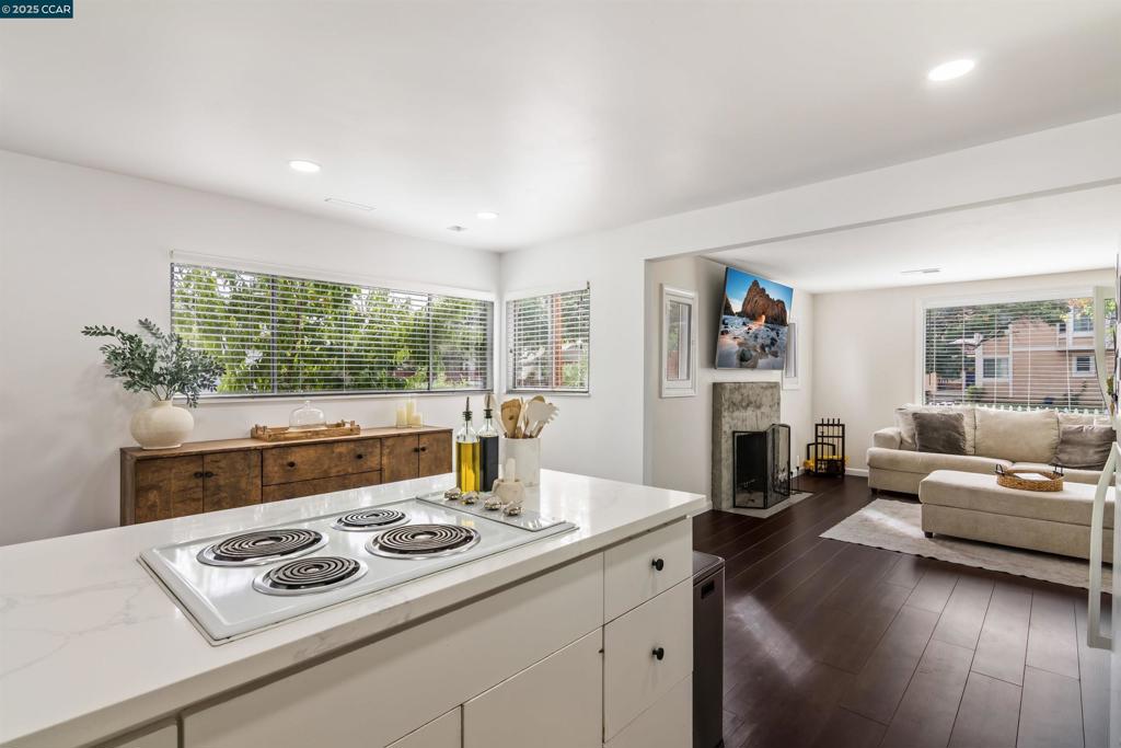 WALNUT LANDS - Residential