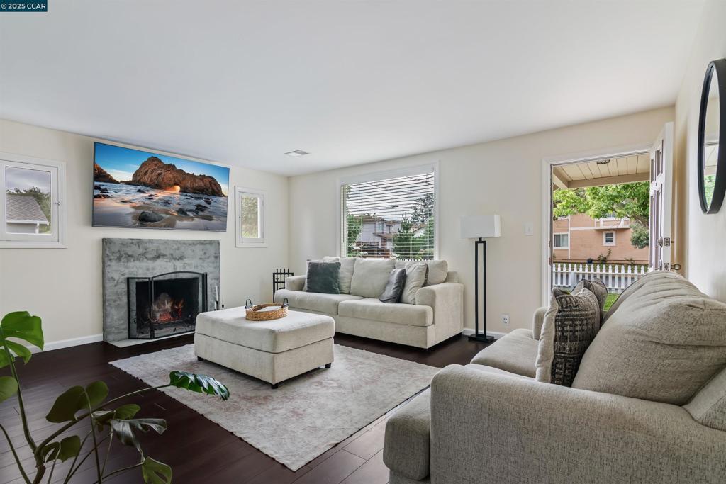 WALNUT LANDS - Residential