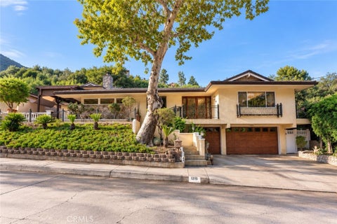 Photo of 1315 Beaudry BLVD, Glendale, CA 91208 (MLS # SR26212624)