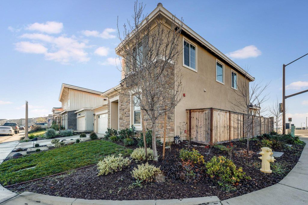 Photo of 1305 Stark Bridge Rd Rd, Lincoln, CA 95648 (MLS # 41121119)