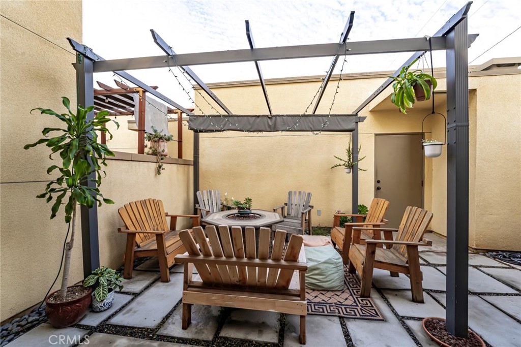 Lacy Collection - Residential