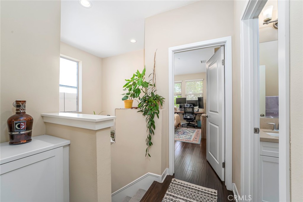 Lacy Collection - Residential