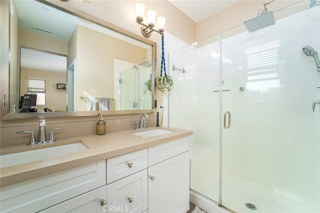 Lacy Collection - Residential