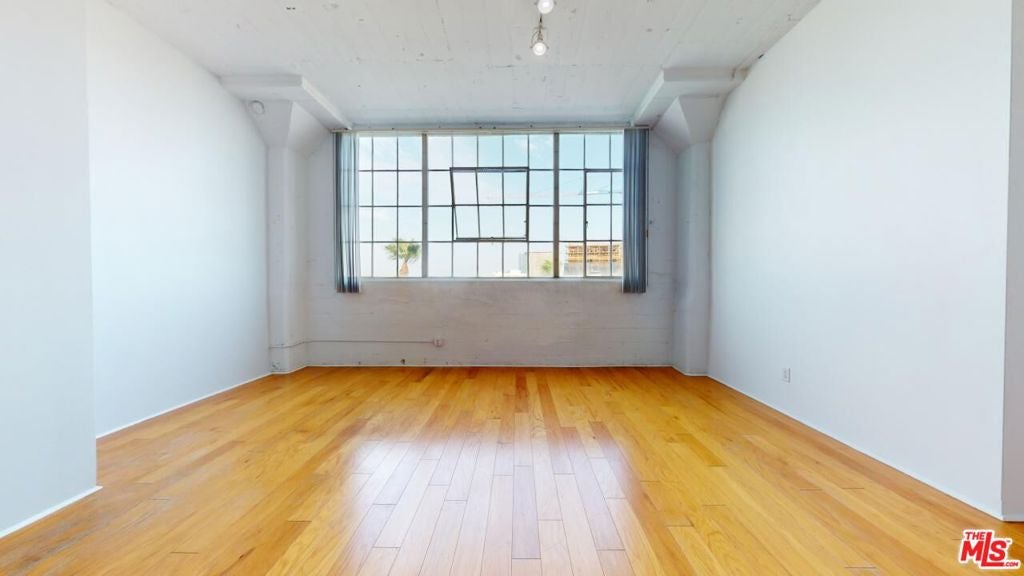420 S San Pedro Street 421