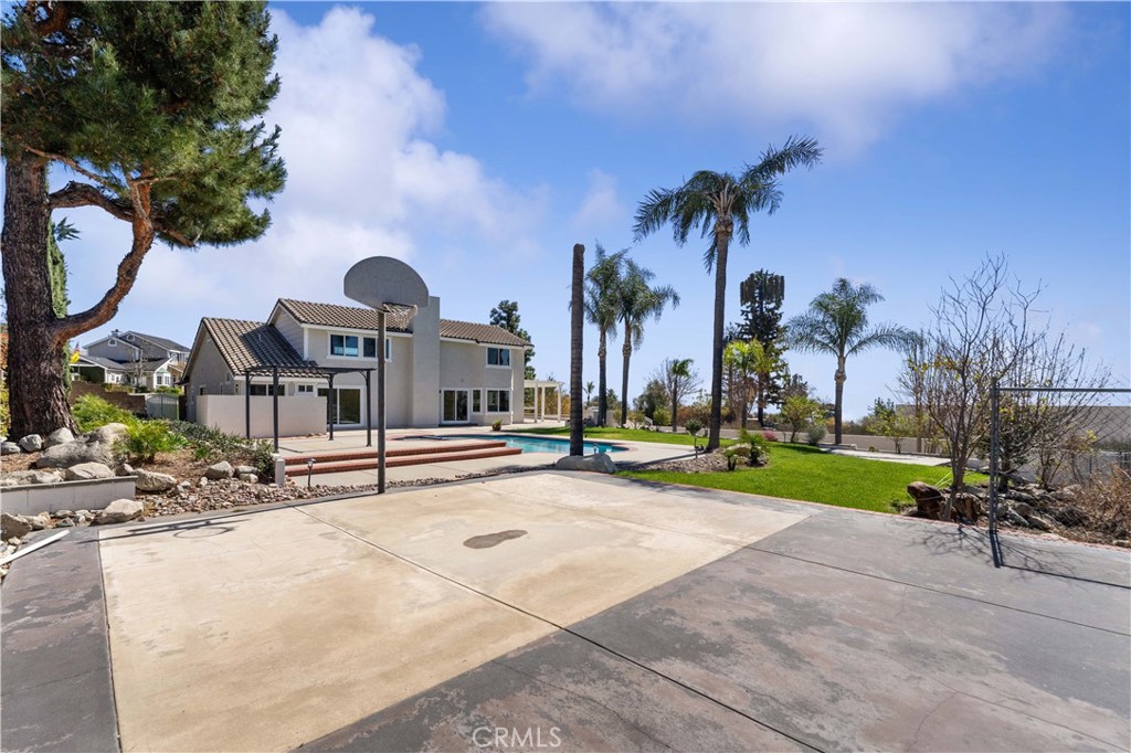 5088 Mayberry Avenue