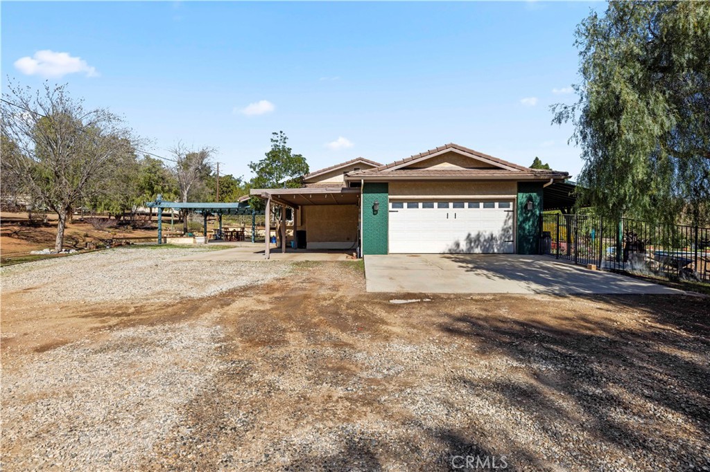 Custom Agua Dulce (CADUL) - Residential